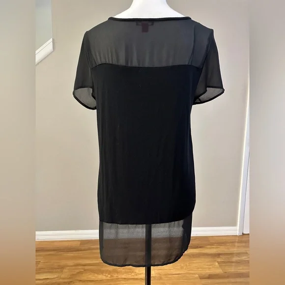 Vince Camuto Tunic Top - Picture 2 of 7